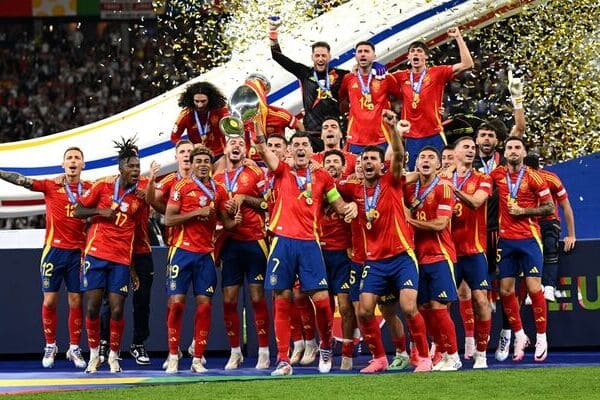 Сборная Испании выиграла Евро